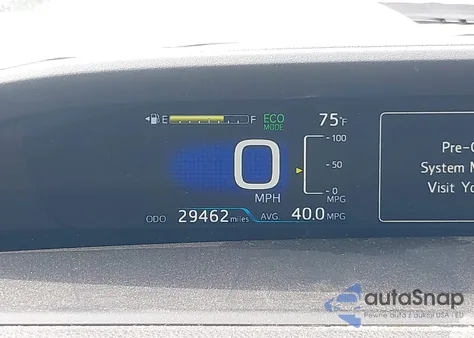 2016 Toyota Prius Four Touring z USA, uszkodzony, nr VIN JTDKARFUXG3524446